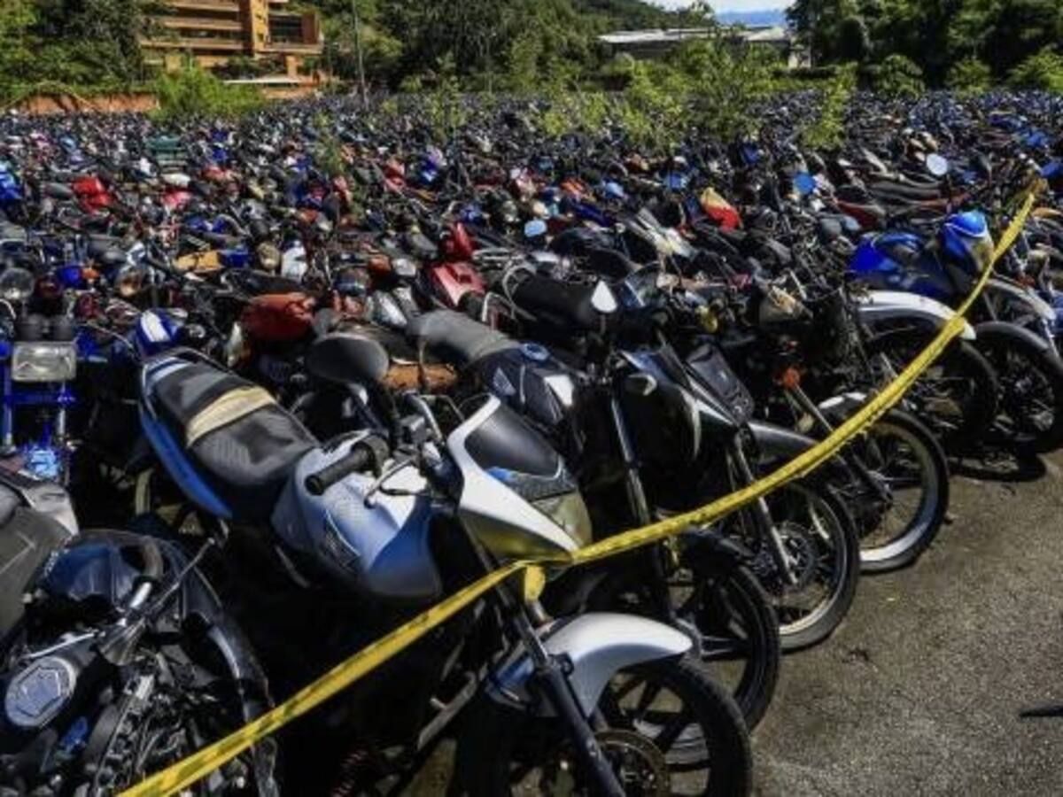 Así se robaron 3.000 vehículos de los patios de Tránsito Bucaramanga