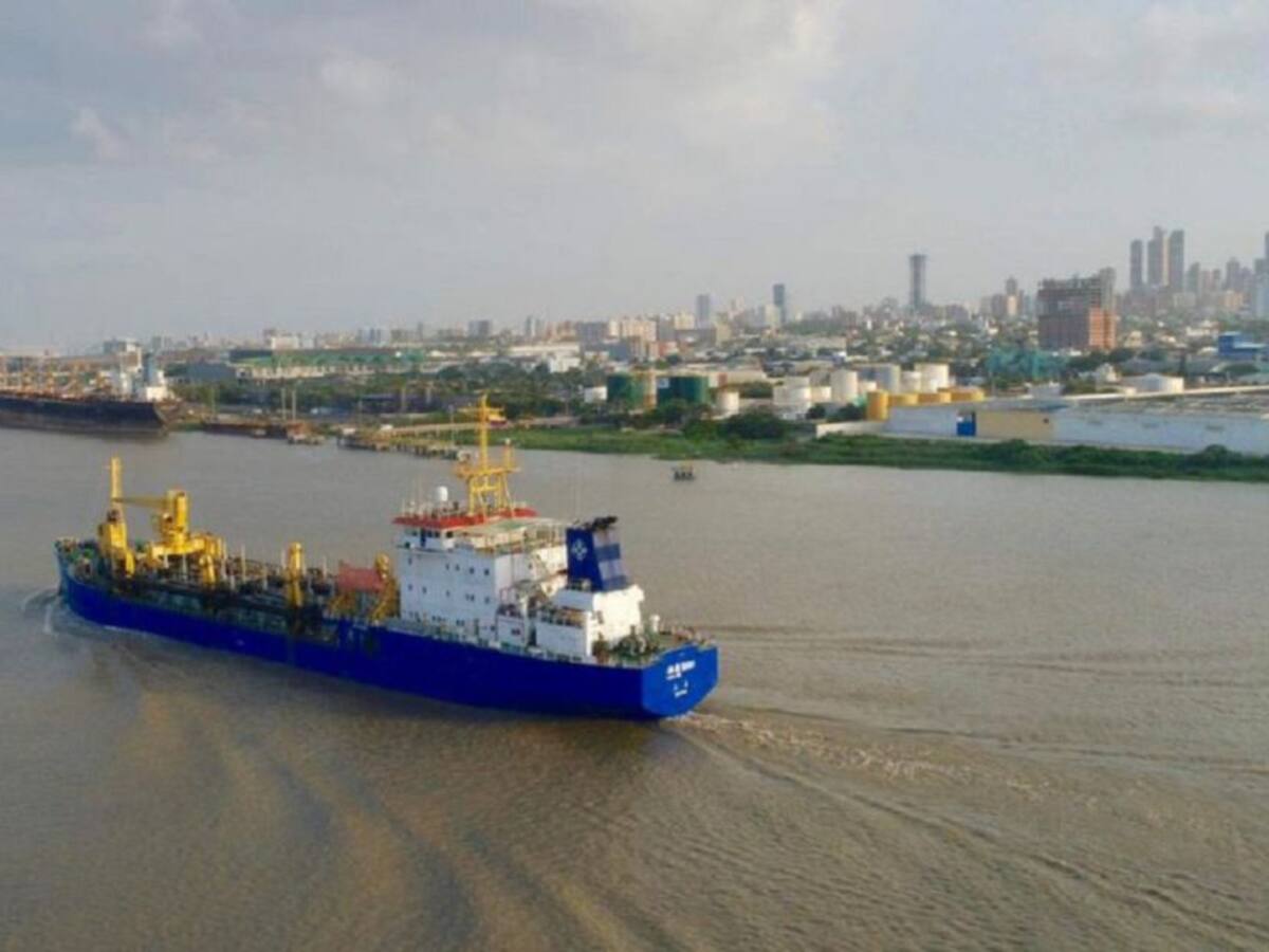 Filial de Jan de Nul, único oferente para adecuar canal del Puerto