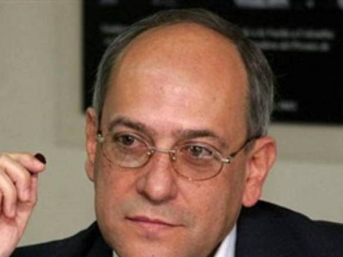 Me importa un comino quienes son los responsables en Reficar pero deben pagar: José Obdulio Gaviria