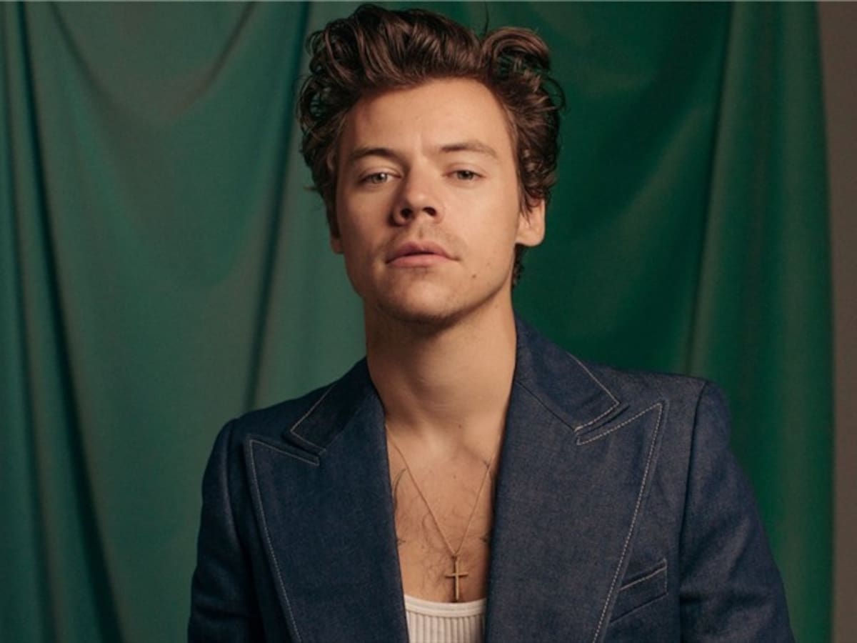 El cantautor y actor inglés Harry Styles anuncia el lanzamiento de su nuevo sencillo “Aperture”