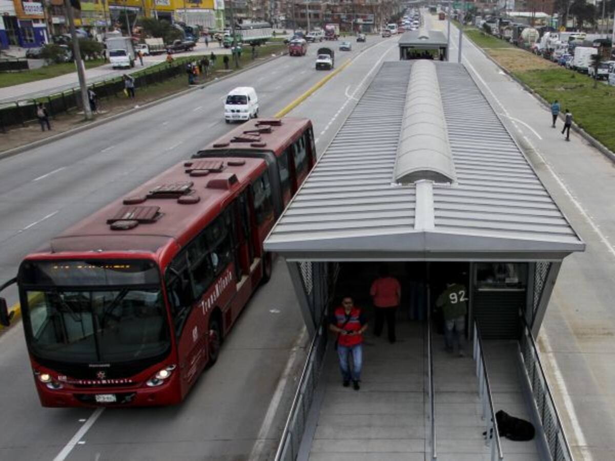 Estaciones de Transmilenio estarán en obra cuando lleguen los nuevos buses