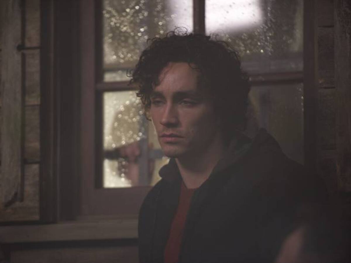 Robert Sheehan, "Hacer la fácil, no es una vida fácil"