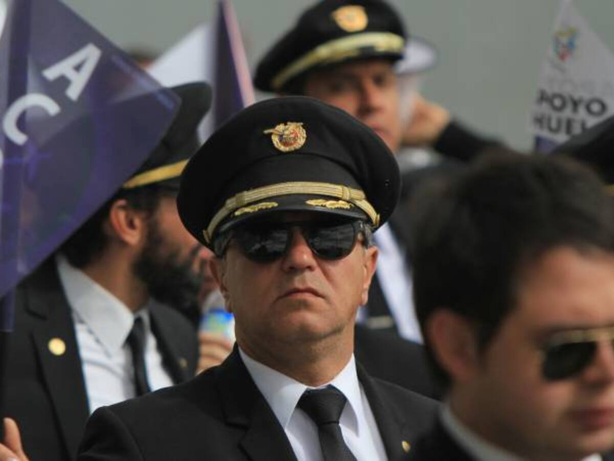 Avianca dice que el conflicto con Acdac debe resolverse en las instancias legales