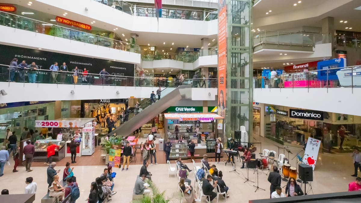 Los 3 parqueaderos de centros comerciales más usados de Bogotá: ¿Cuánto vale la hora?