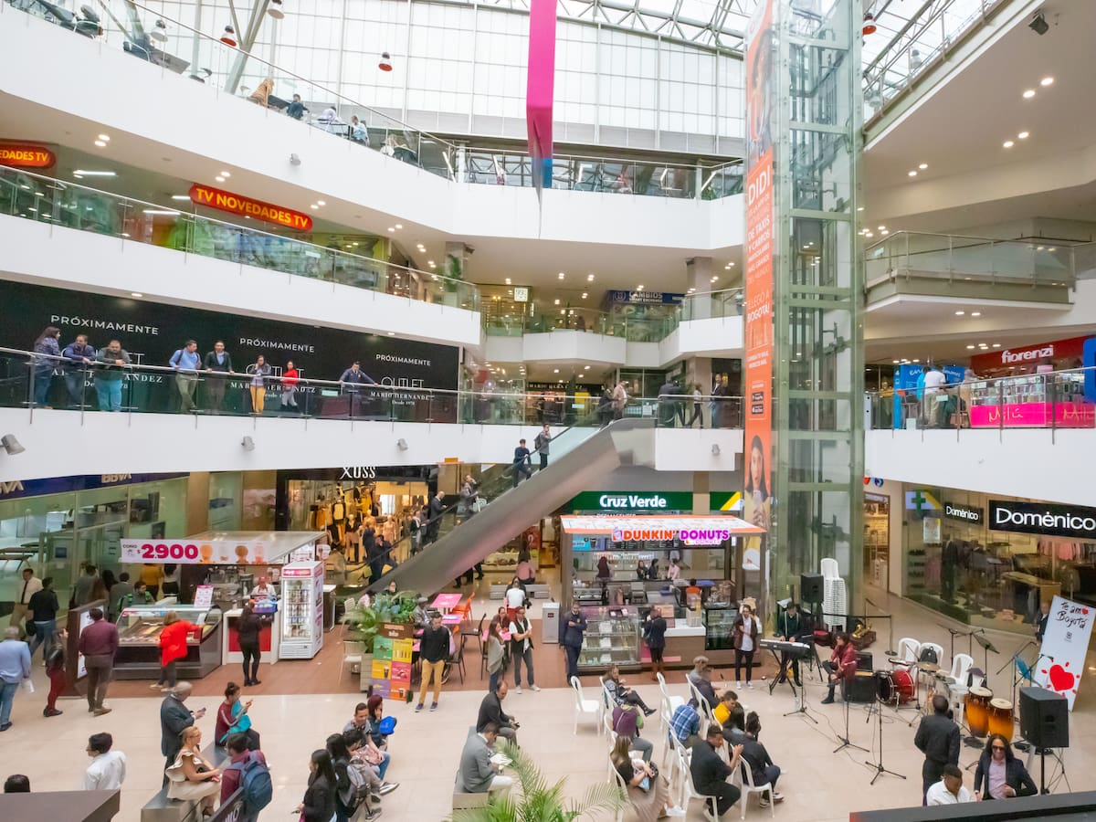 Los 3 parqueaderos de centros comerciales más usados de Bogotá: ¿Cuánto vale la hora?