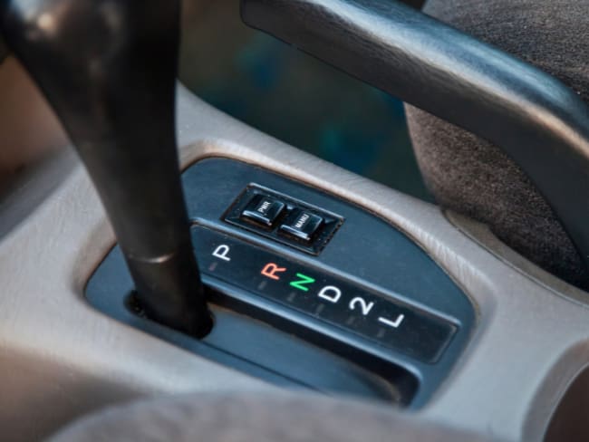 Caja de cambios automatica, ¿Para qué sirve el 1 y el 2?