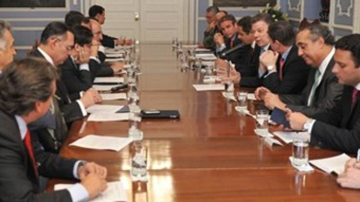 Santos se reúne con ministros y Unidad Nacional para priorizar agenda del Congreso