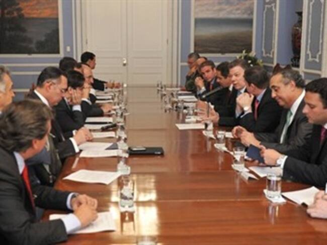 Santos se reúne con ministros y Unidad Nacional para priorizar agenda del Congreso