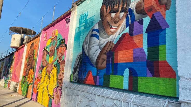 Fachada de la cárcel Modelo ahora es una galería de arte al aire libre