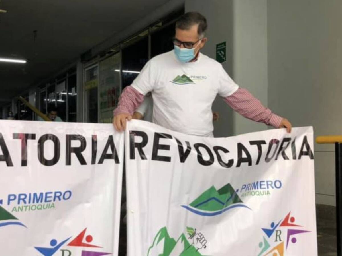 Primero Antioquia demandará a Quintero por señalamientos a revocatoria