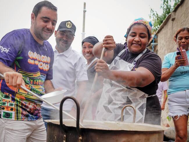 Gobernación de Bolívar llevó 40 ollas comunitarias a barrios de Cartagena