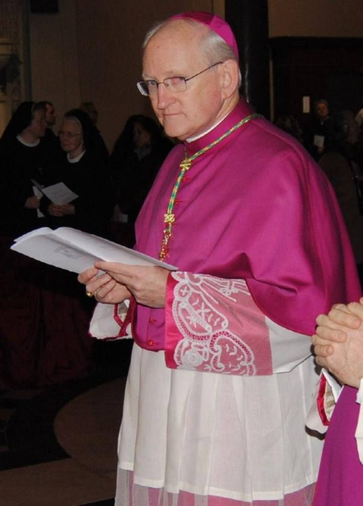 James Michael Harvey, tiene 63 años, actual Arcipreste de la Basílica Papal de San Pablo Extramuros en Roma.