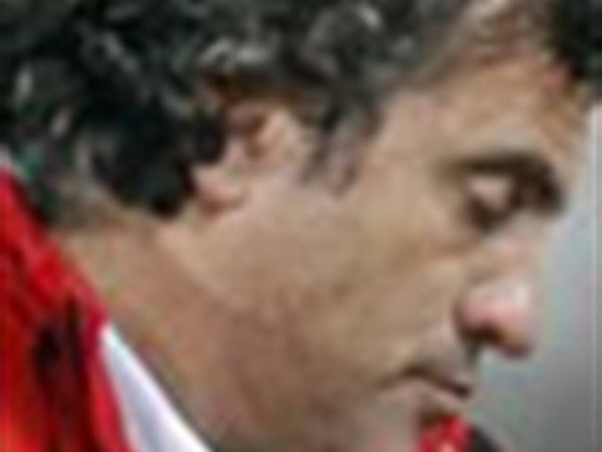 Almería destituye al técnico Lillo por humillante derrota 8-0 ante Barcelona
