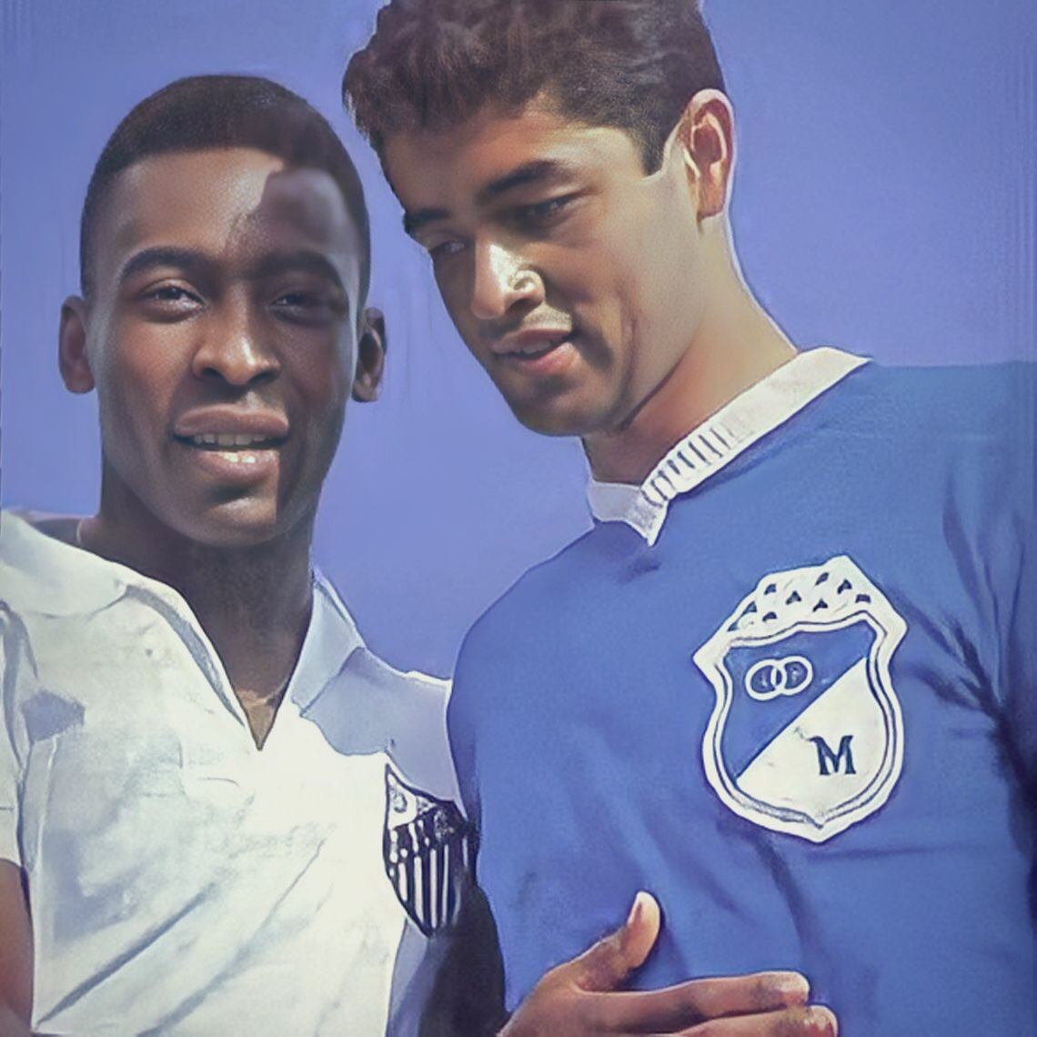 Duelo entre el Santos de Pelé y Millonarios / @MillosFCoficial