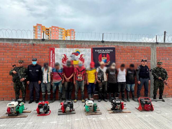 incautadas 6 motobombas, valorizadas en 30 millones de pesos. Foto Novena Brigada