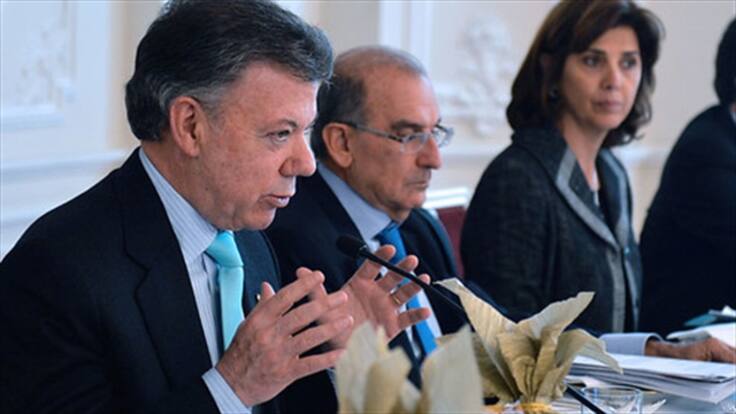 Santos advierte que no permitirá que fracase el proceso de paz