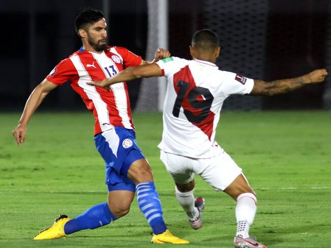 Perú le arrebata un punto a Paraguay en el arranque de las eliminatorias