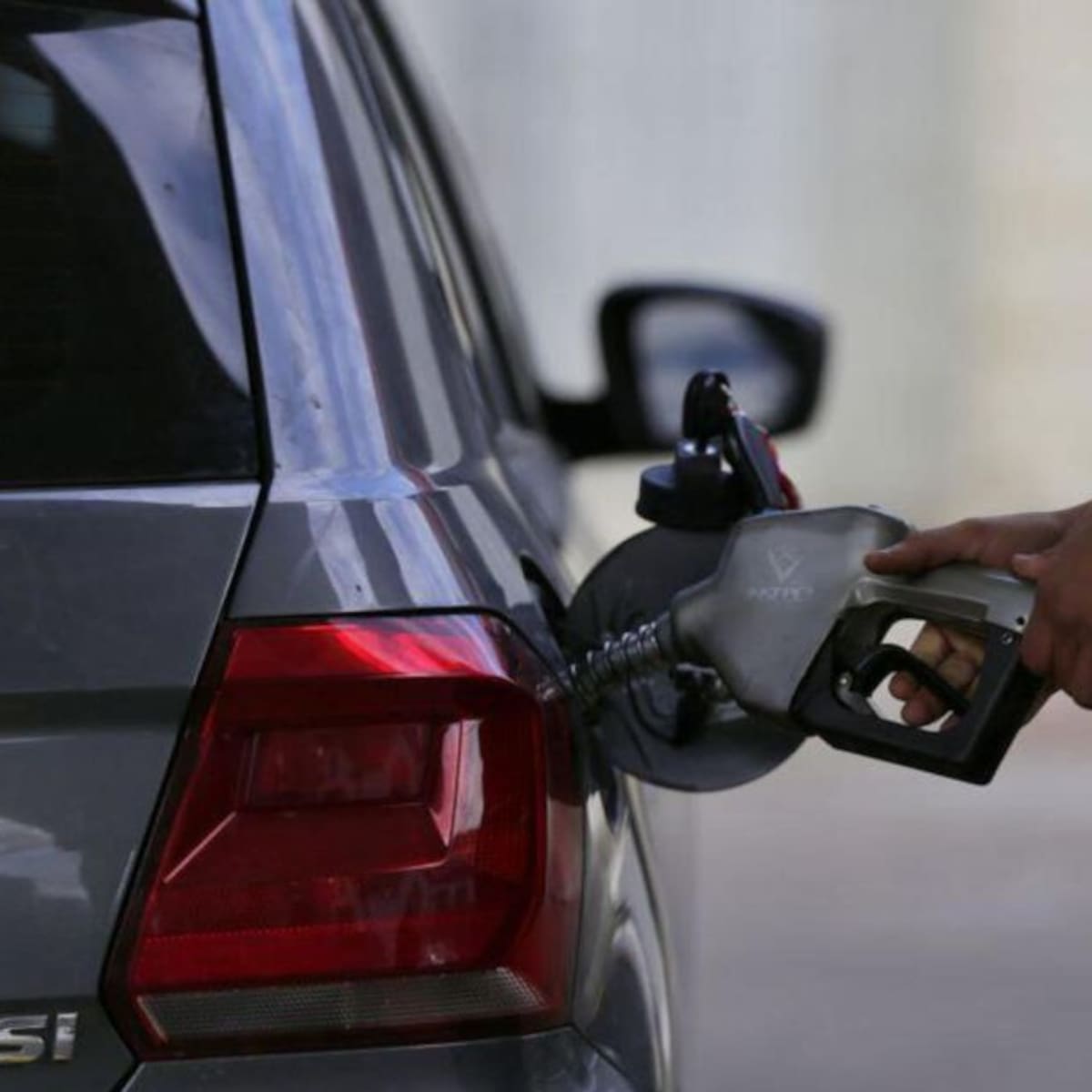 Precios elevados de los combustibles afectarían también a distribuidores