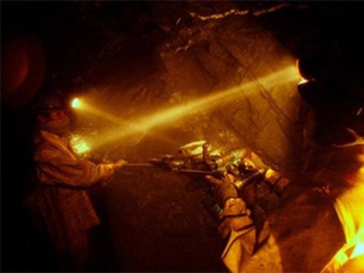 Denuncian muerte de 16 trabajadores en minas por falta de seguridad industrial
