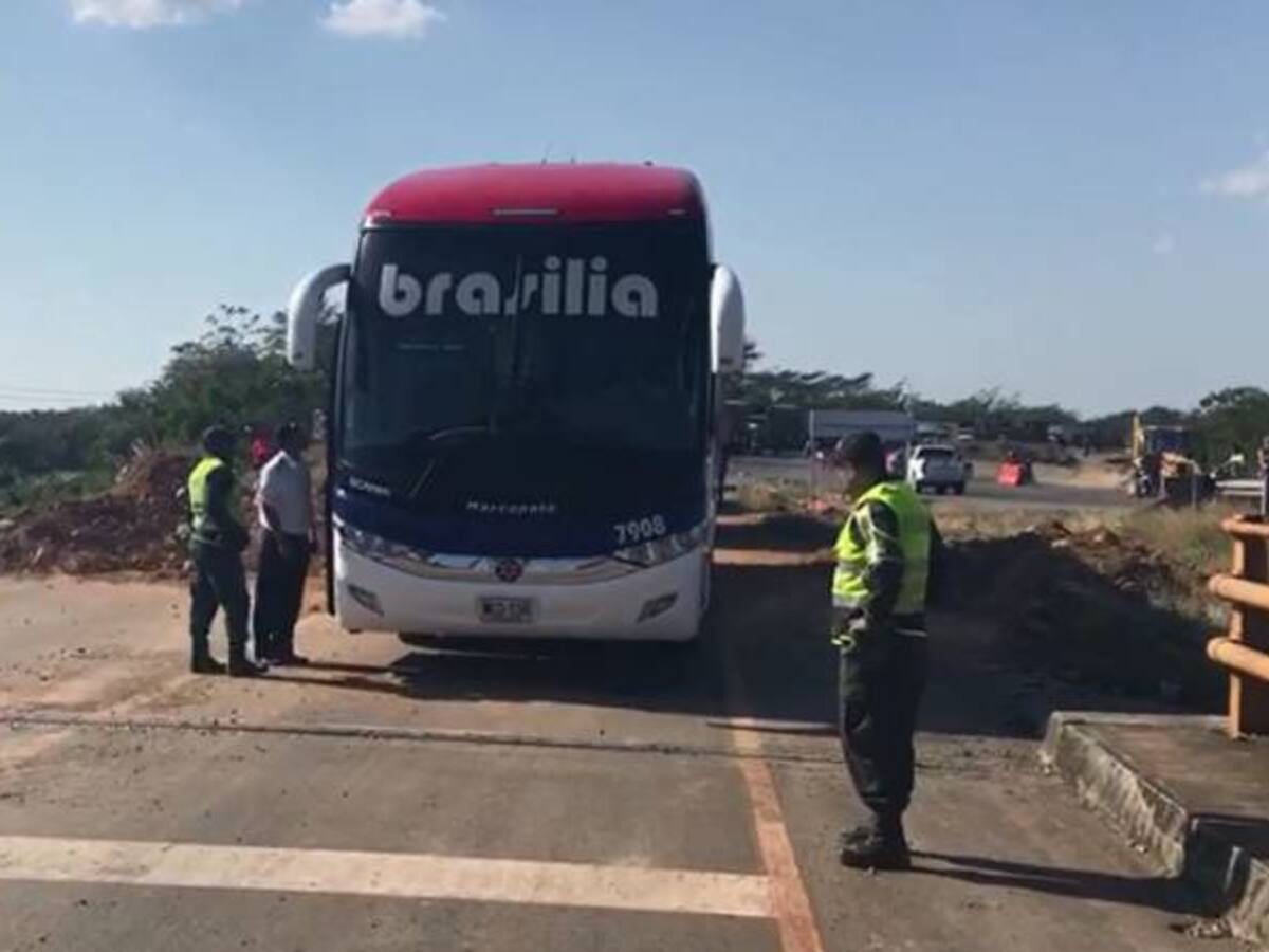 Solo vehículos livianos pasan por el puente Simaña pero con restricciones