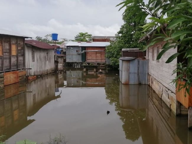 8 mil habitantes de Vigía del Fuerte están inundados