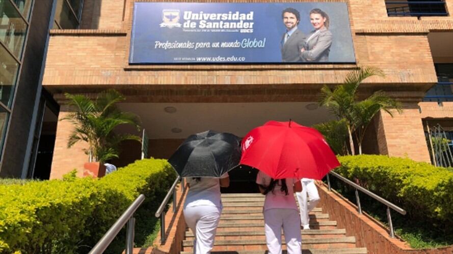 En la ciudad de Bucaramanga se presentan los picos más altos de radioactividad entre diez de la mañana y tres de la tarde. Foto: Suministrada por prensa de la Estación Meteorológica de la UDES