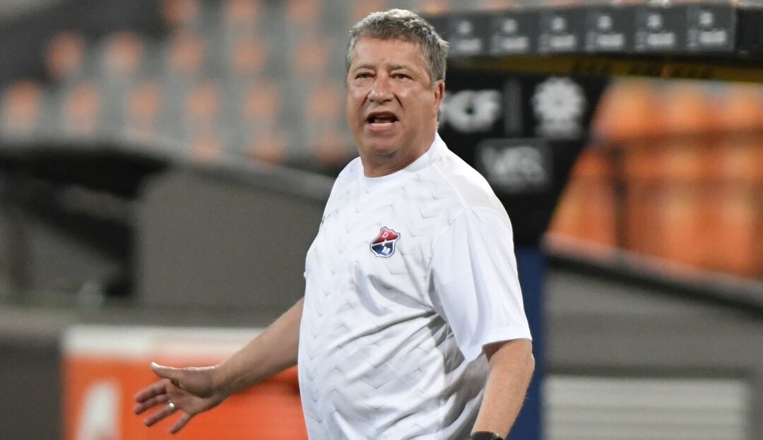 Hernán Darío Gómez se encuentra aislado y con el respectivo seguimiento médico.