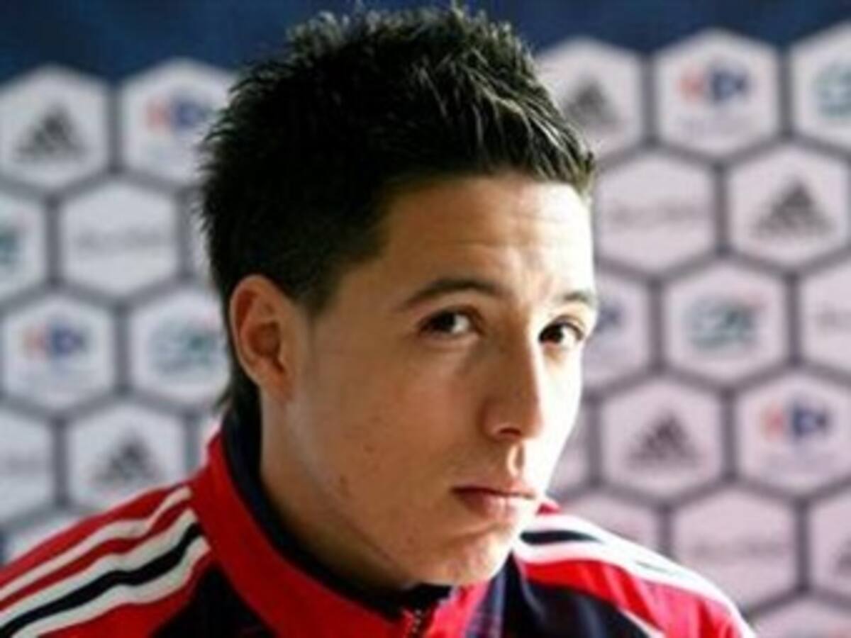 Manchester City confirmó el fichaje del francés Samir Nasri