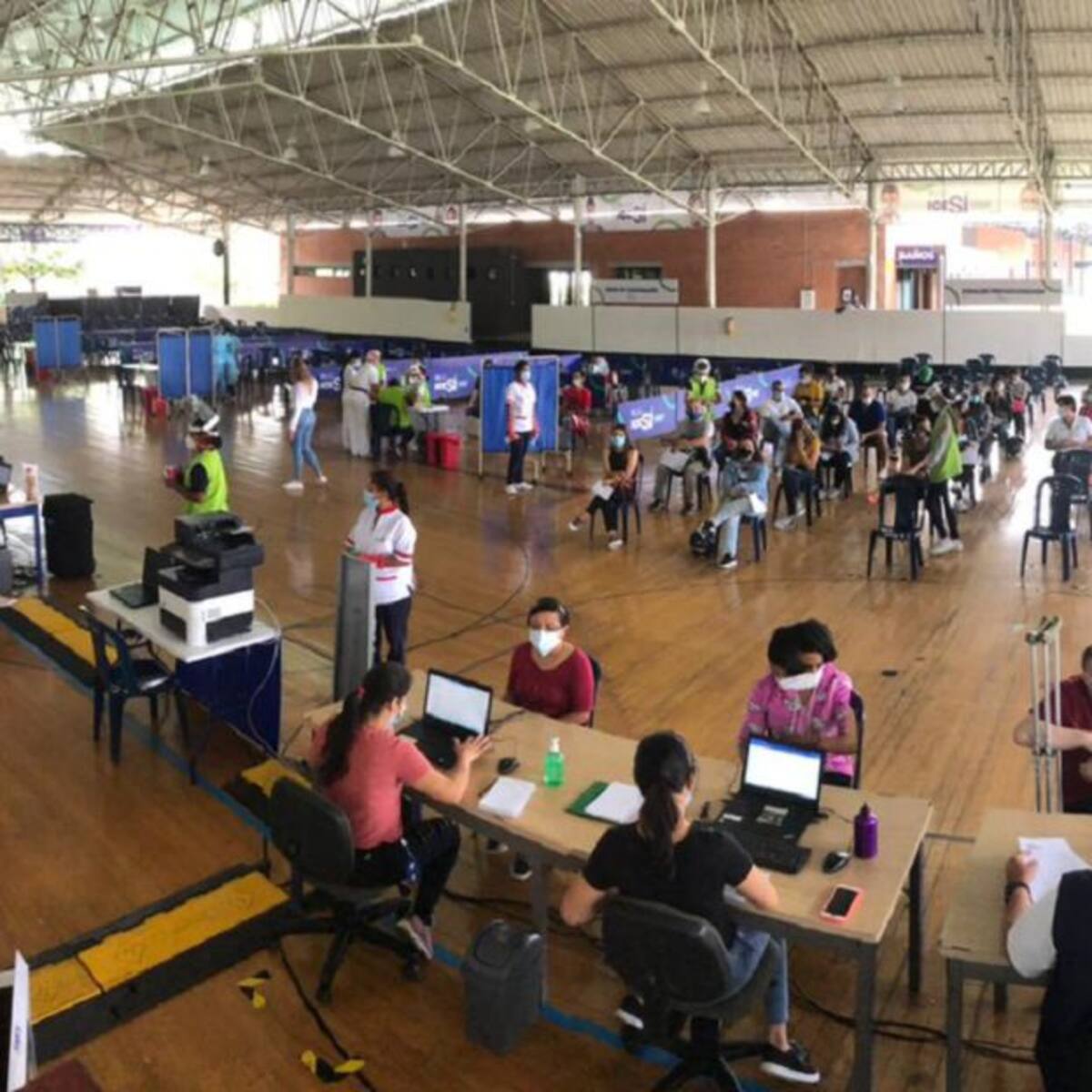 Icesi abre megacentro de vacunación contra COVID-19