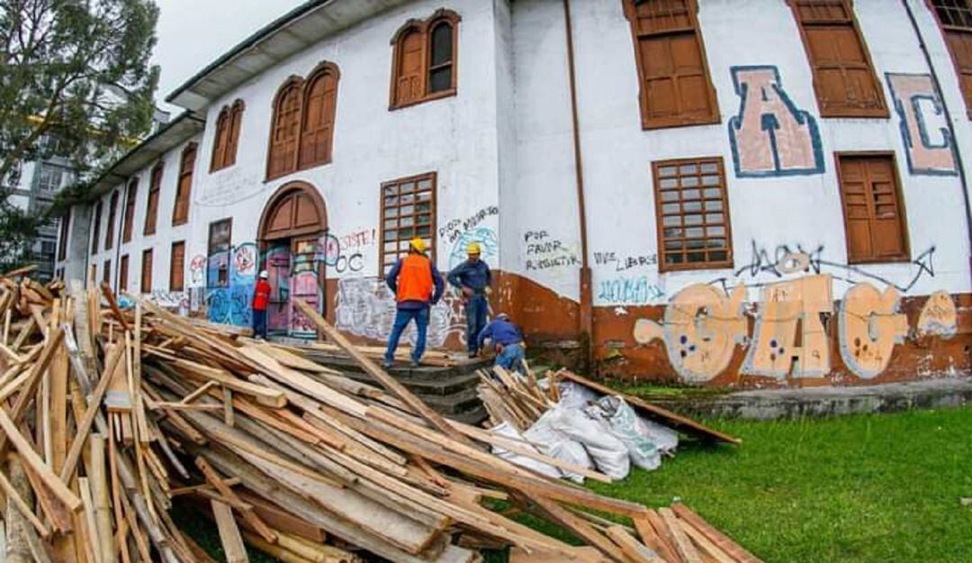 Escuela Juan XXIII de Manizales