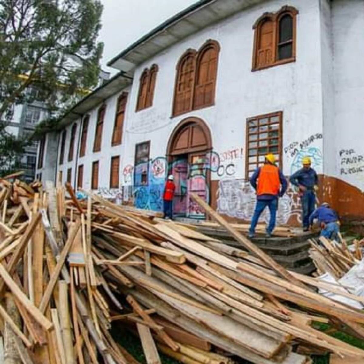 Empieza la recuperación de la escuela Juan XXIII de Manizales