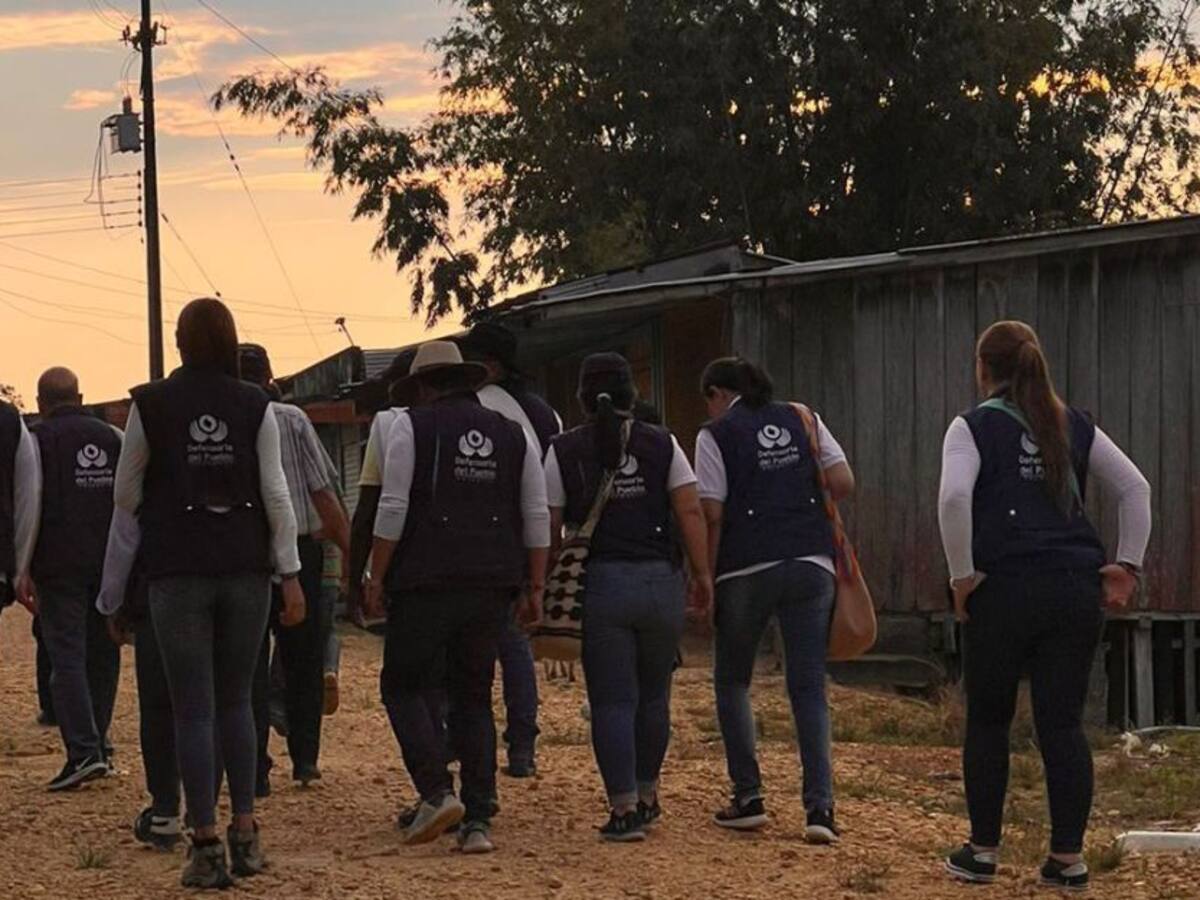 Defensoría del pueblo rechaza ataque a caravana presidencial en El Tarra