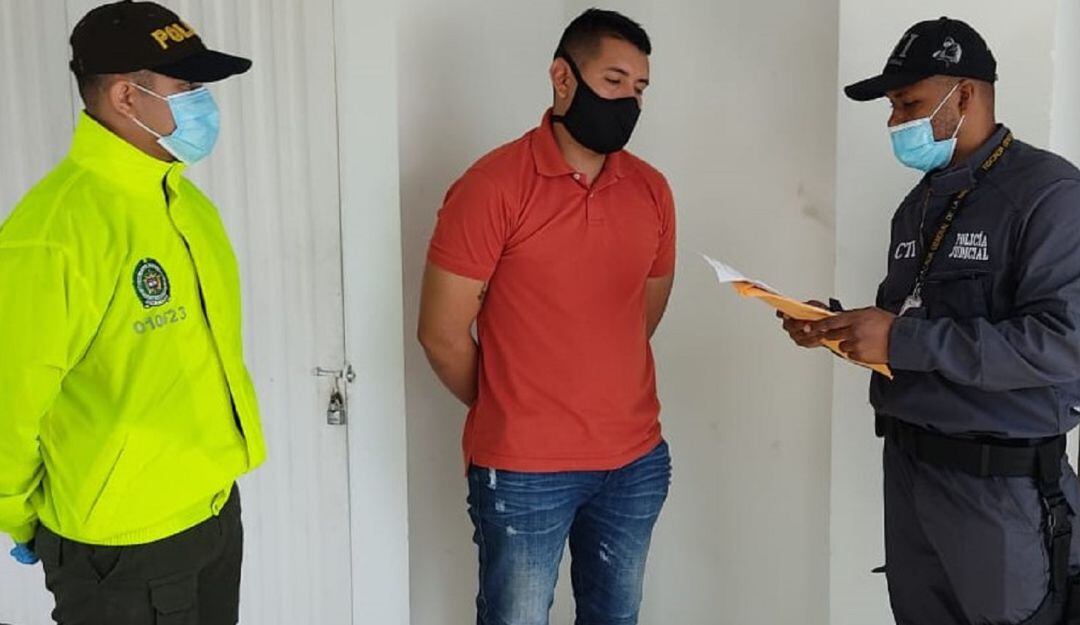 Brayan Leandro Angucho Ordóñez, de 28 años, presunto responsable de hurto y del homicidio de otro uniformado.