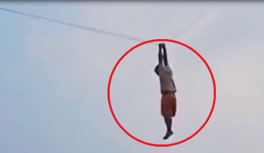 (VIDEO) Hombre casi pierde la vida tras ser arrastrado por cometa en India