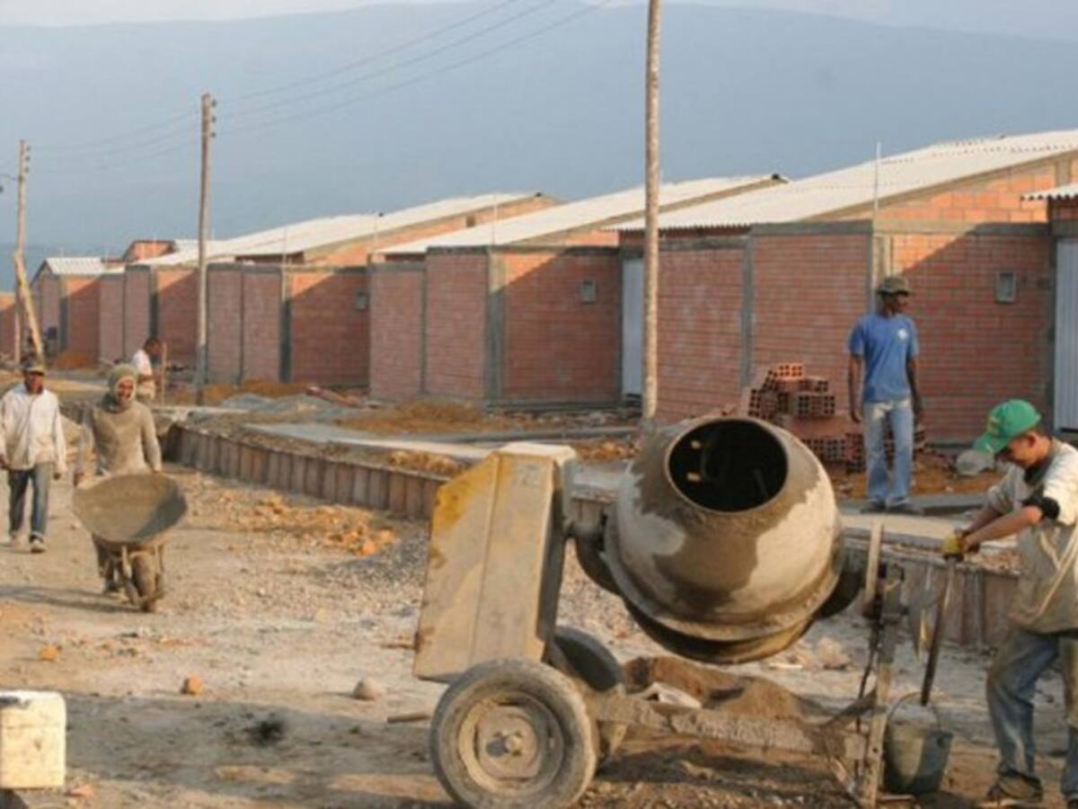 En Pereira ninguna empresa de construcción y manufactura reactivó labores