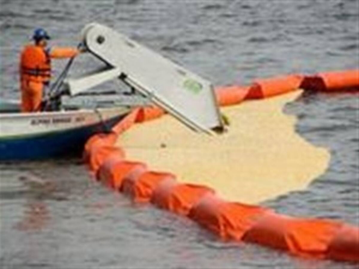Petrobras simula un vertido de petróleo en la Amazonía con palomitas de maíz