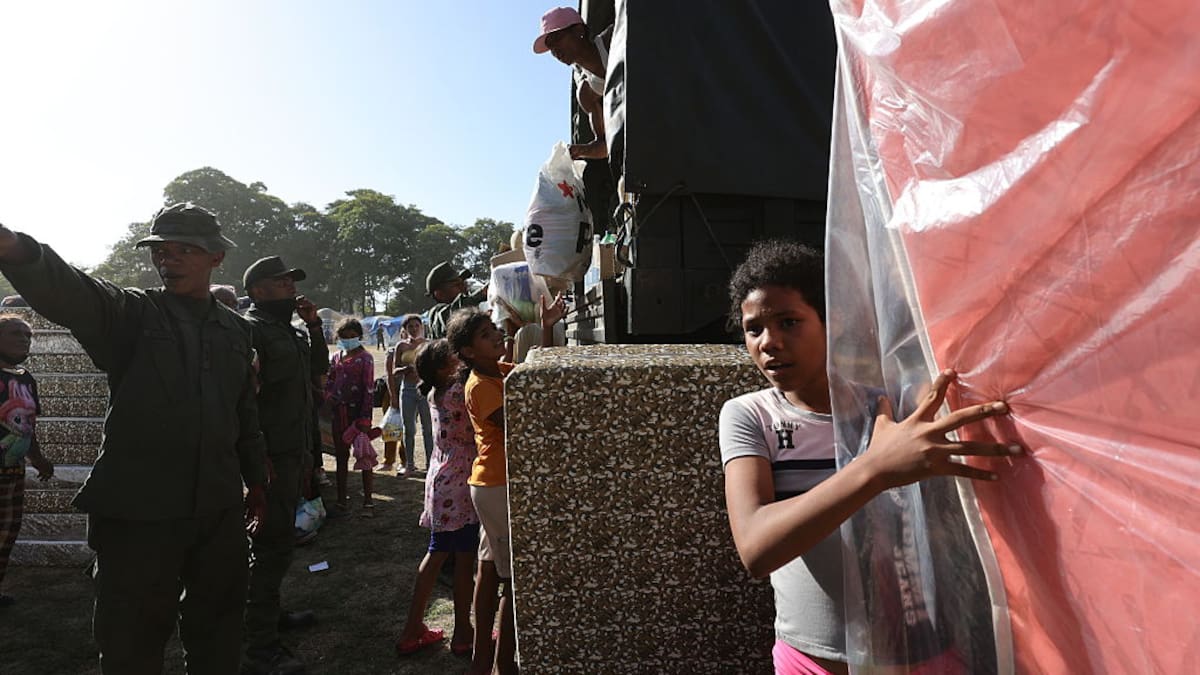 “Es realmente triste”: Voluntaria denuncia trabas para entrega de ayudas a damnificados en Venezuela