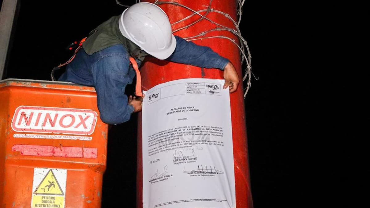 Retiran vallas publicitarias que no cuentan con permisos otorgados en Neiva