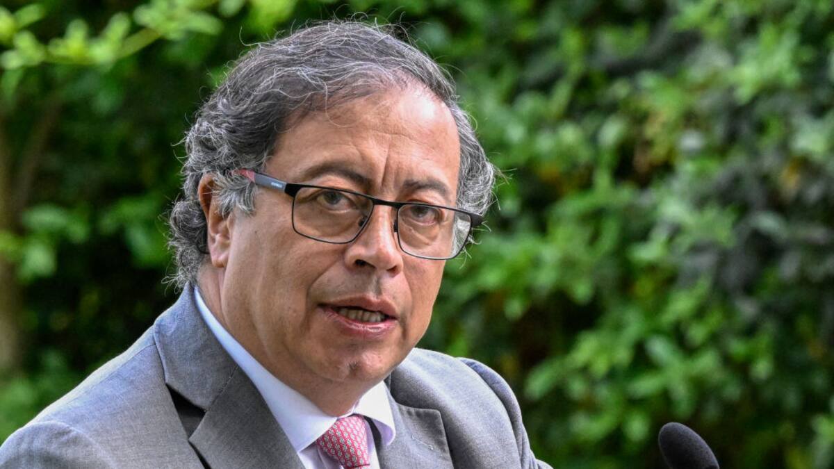 No es posible que cada mes haya un escándalo por las afirmaciones de Petro: juristas