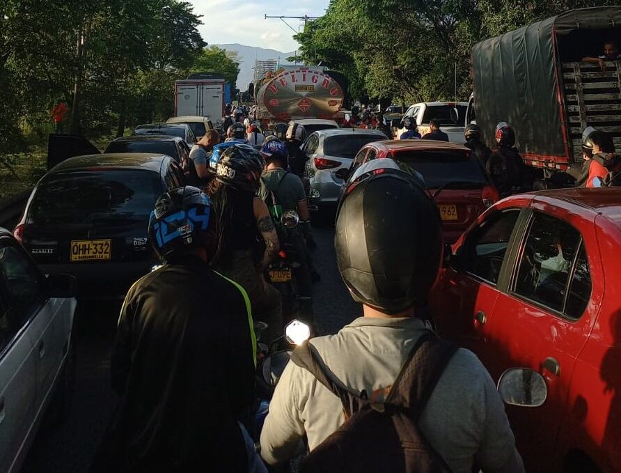 Congestión por protesta en el Poli- foto cortesía