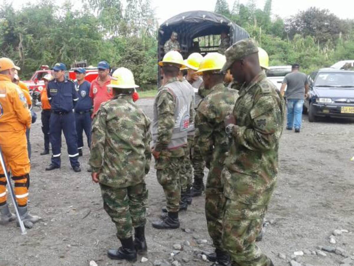 Rescatan cuerpo de menor desaparecida por creciente del río Amaime