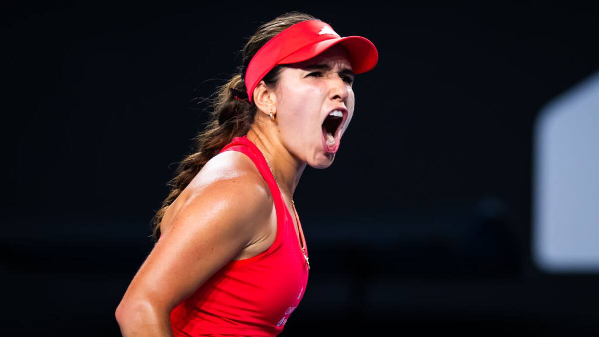 Camila Osorio da el batacazo en Australia: supera a Maria Sakkari y avanza a segunda ronda
