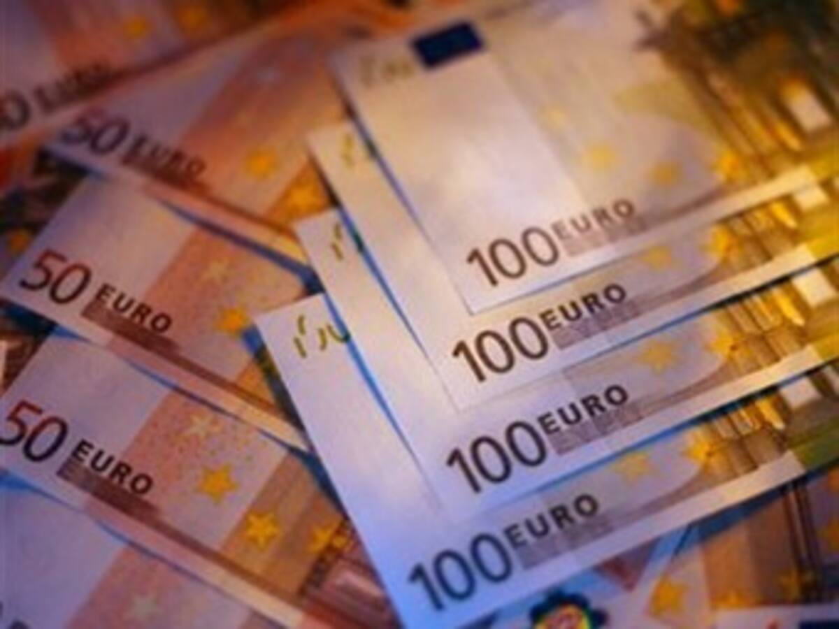 España hace llamado para tranquilizar a los mercados por agudización de la crisis