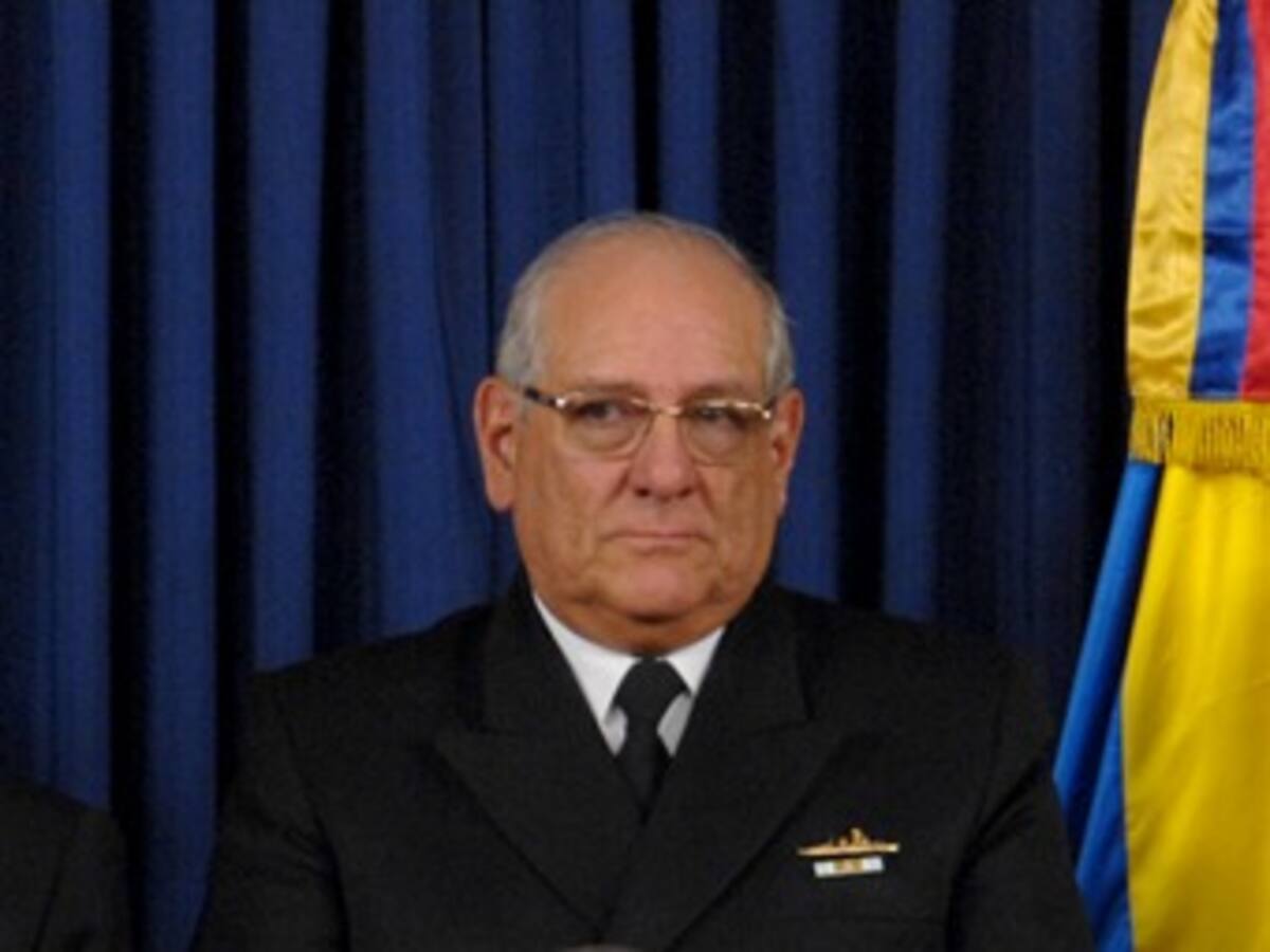 Cero tolerancia con la violación de los Derechos Humanos: Almirante Cely