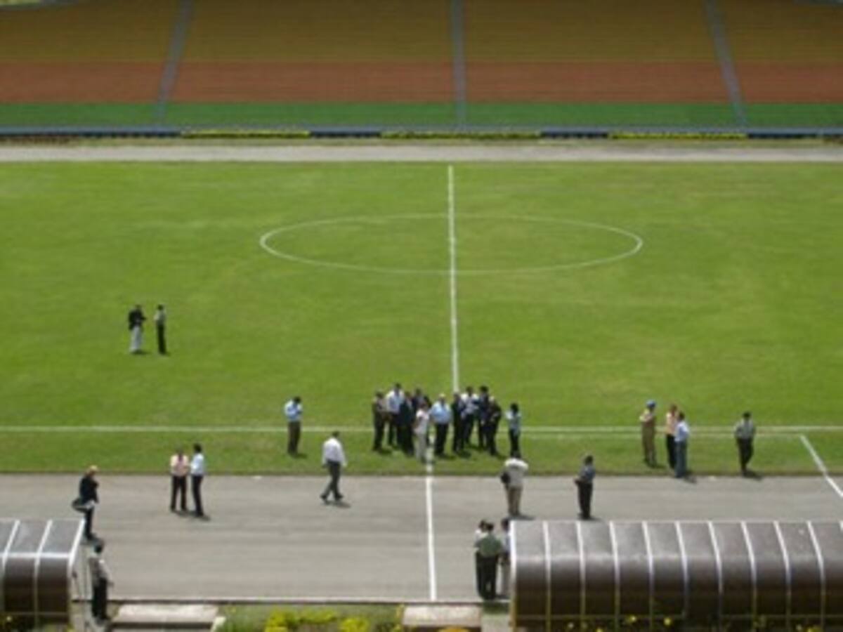 FIFA realiza visita técnica a estadios que albergarán Mundial Sub-20 de 2011