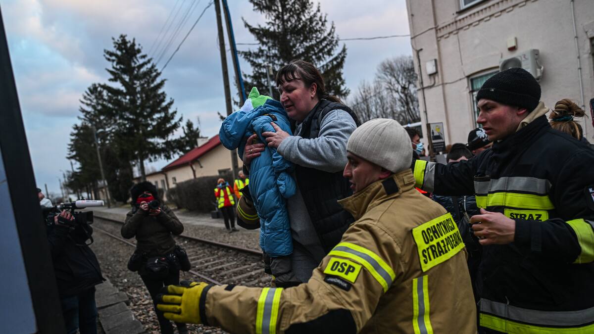 “Llegan pacientes destrozados con el trauma de una guerra”: director de clínica entre Ucrania y Polonia