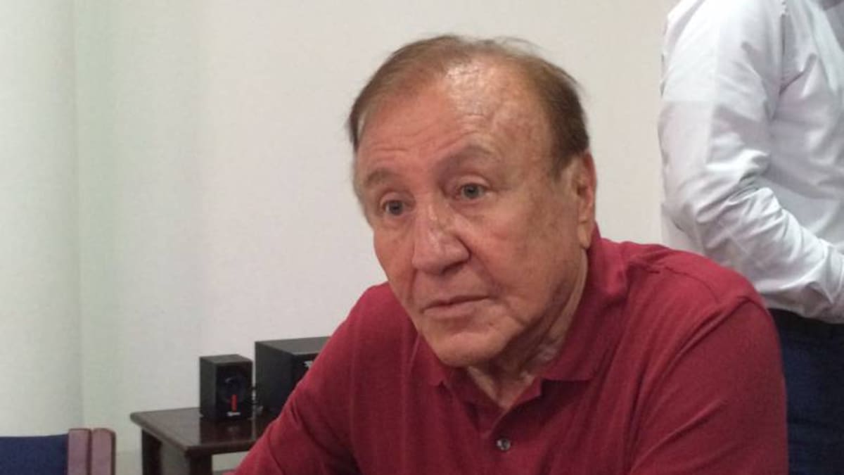 Jonathan Cáceres, director médico del Hospital