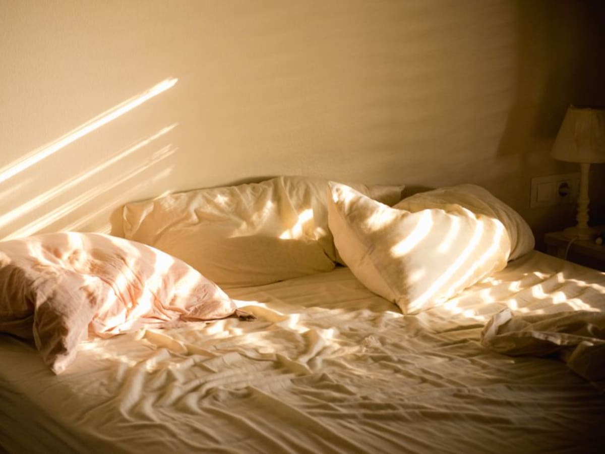 Levantarse de la cama inmediatamente al despertar podría ser perjudicial