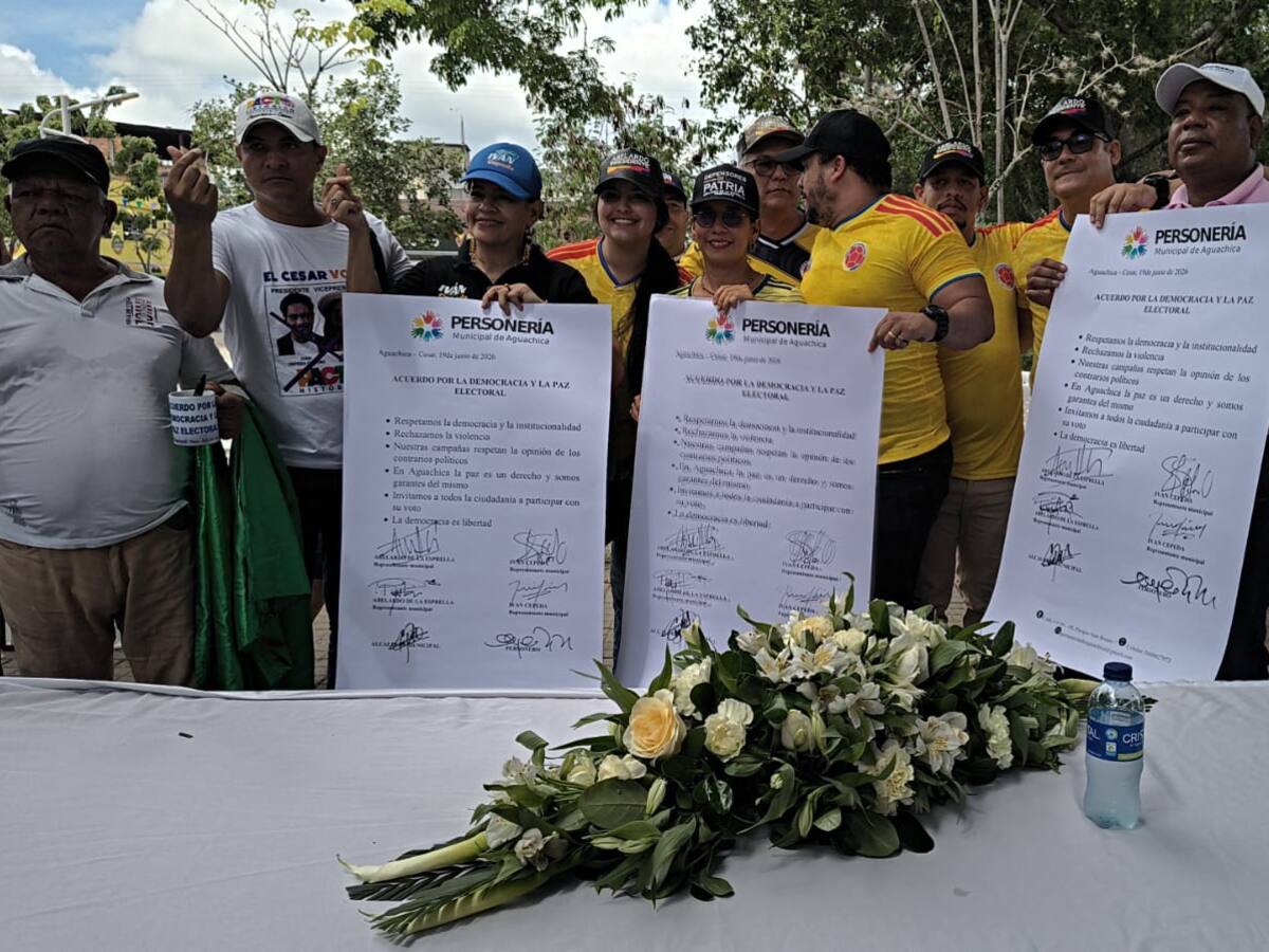 Simpatizantes de De la Espriella y Cepeda firman pacto por la paz electoral en el Cesar
