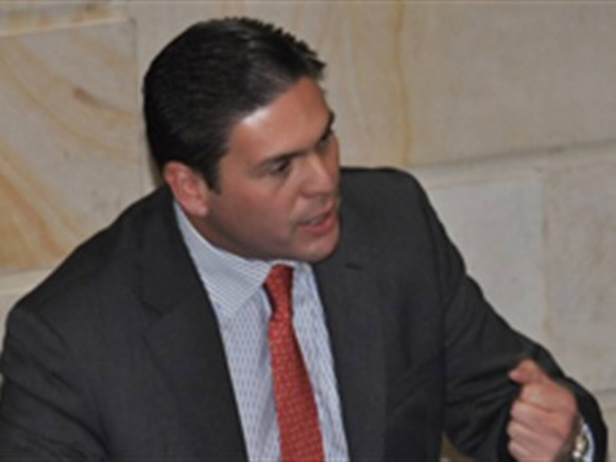 Españoles secuestrados habrían sido llevados a Venezuela: Mindefensa